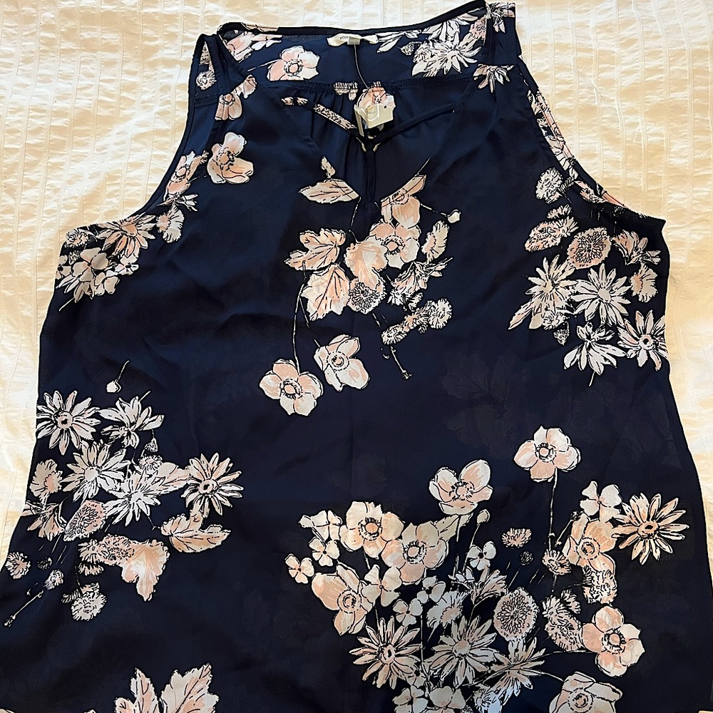 Maurices Blue Tank Top w/floral design, new with tags